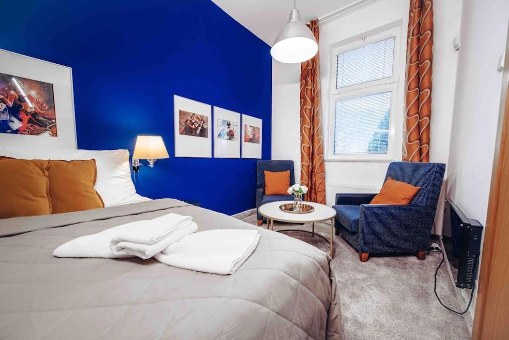 Unique Apartment With Private Pool, Cinema, Spa Prague Luaran gambar